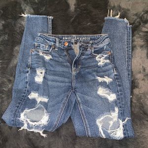 High rise mom jean American eagle